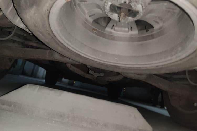 Used Hyundai Santa Fe Classic 2012 2.4 Comfort Edition 7-Seater Four-Wheel Drive Chassis Rear