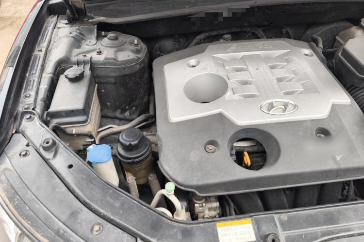 Used Hyundai Santa Fe Classic 2012 2.4 Ultimate Edition 7-Seater Four-Wheel Drive Engine Bay Right