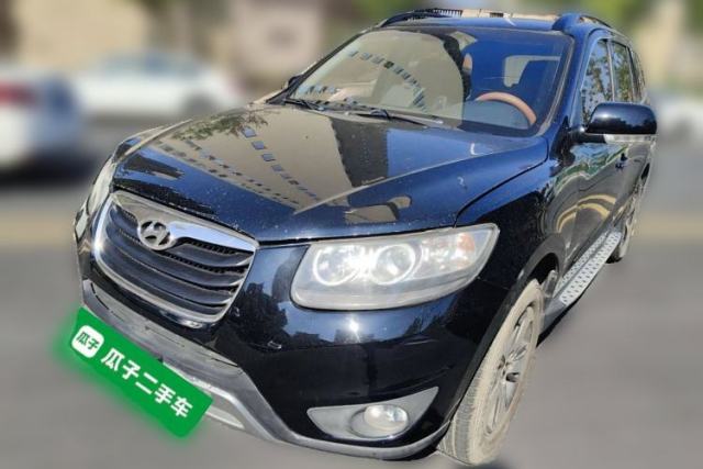 Used Hyundai Santa Fe Classic 2012 2.4 Luxury Edition 7-Seater Four-Wheel Drive