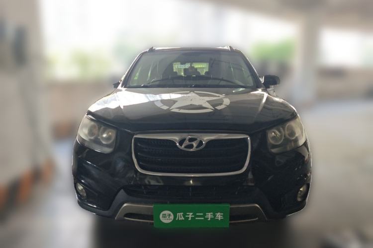 Used Hyundai Santa Fe Classic 2012 2.4 Luxury Edition 7-Seater Four-Wheel Drive Front