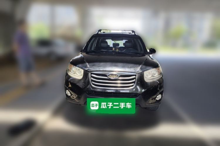 Used Hyundai Santa Fe Classic 2012 2.4 Comfort Edition 7-Seater Four-Wheel Drive Front