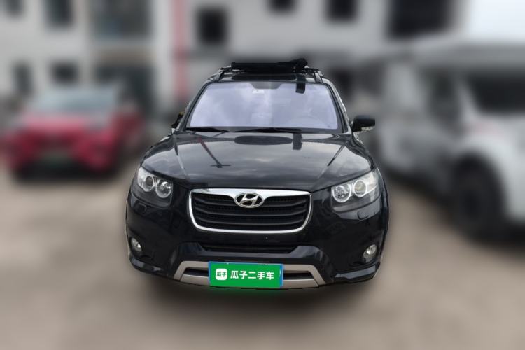 Used Hyundai Santa Fe Classic 2012 2.4 Ultimate Edition 7-Seater Four-Wheel Drive Front