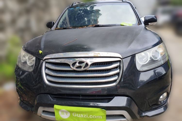 Used Hyundai Santa Fe Classic 2012 2.4 Ultimate Edition 7-Seater Four-Wheel Drive Front