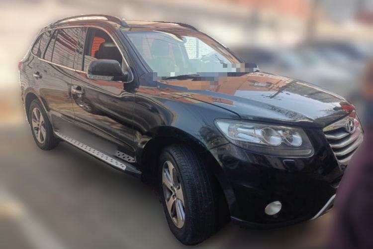 Used Hyundai Santa Fe Classic 2012 2.4 Ultimate Edition 7-Seater Four-Wheel Drive Front Right 45 Deg