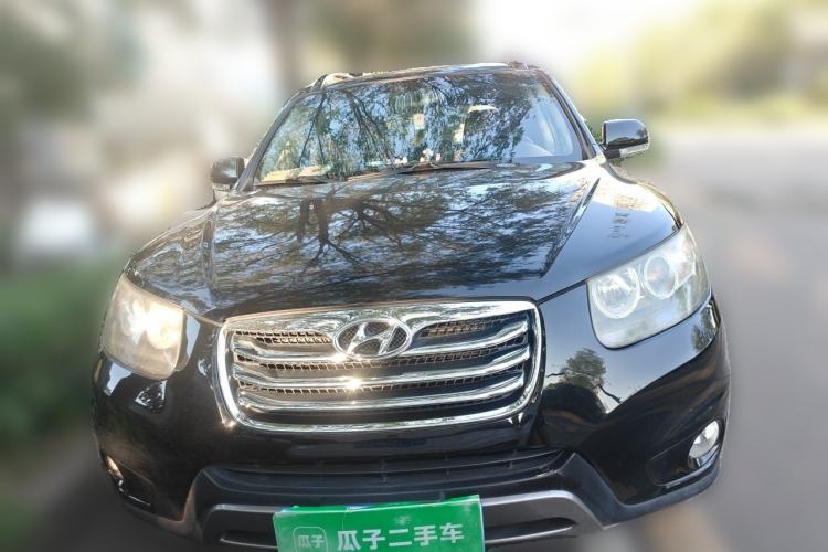 Used Hyundai Santa Fe Classic 2012 2.4 Comfort Edition 5-Seater Two-Wheel Drive Front