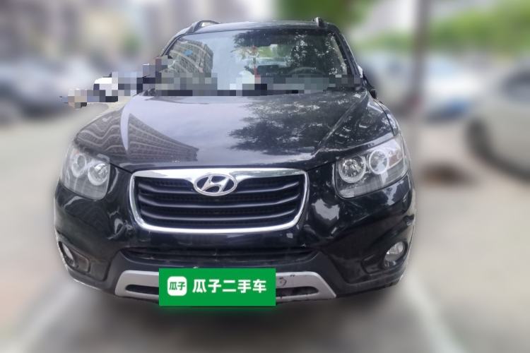 Used Hyundai Santa Fe Classic 2012 2.4 Comfort Edition 7-Seater Four-Wheel Drive Front