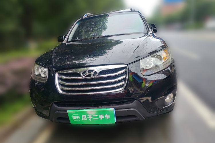 Used Hyundai Santa Fe Classic 2012 2.4 Comfort Edition 5-Seater Two-Wheel Drive Front