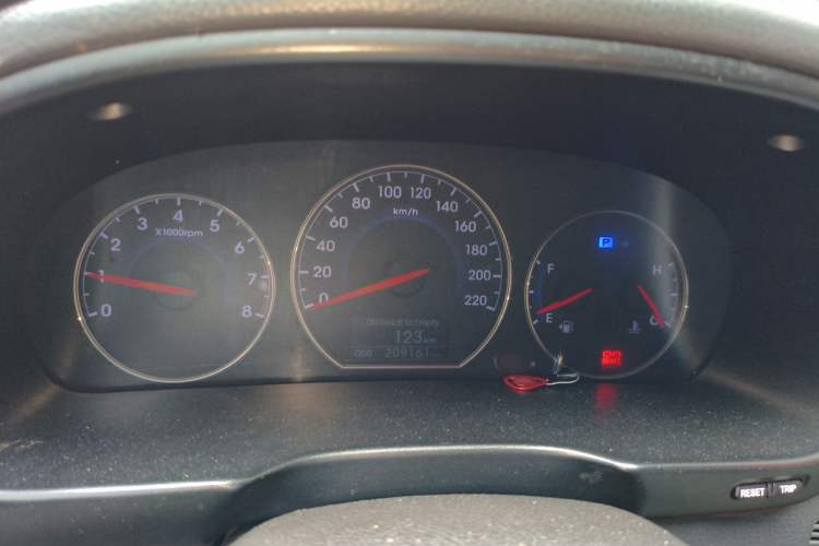 Used Hyundai Santa Fe Classic 2012 2.4 Ultimate Edition 7-Seater Four-Wheel Drive Instrument Cluster