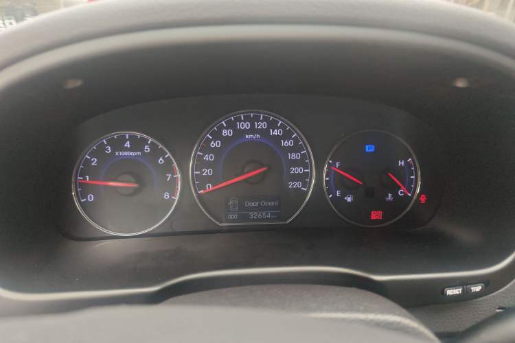 Used Hyundai Santa Fe Classic 2012 2.4 Comfort Edition 7-Seater Four-Wheel Drive Instrument Cluster
