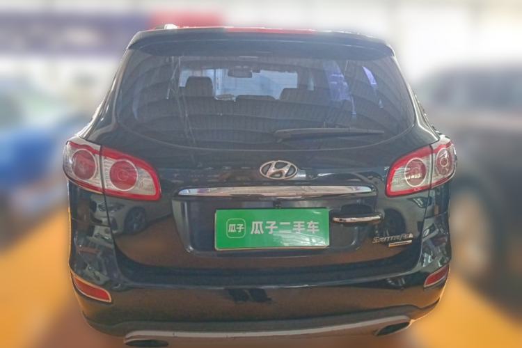Used Hyundai Santa Fe Classic 2012 2.4 Luxury Edition 7-Seater Four-Wheel Drive Rear
