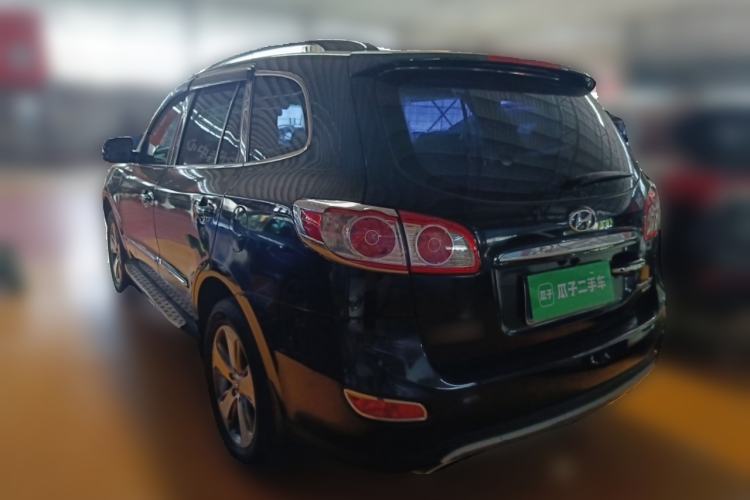Used Hyundai Santa Fe Classic 2012 2.4 Luxury Edition 7-Seater Four-Wheel Drive Rear Left 45 Deg