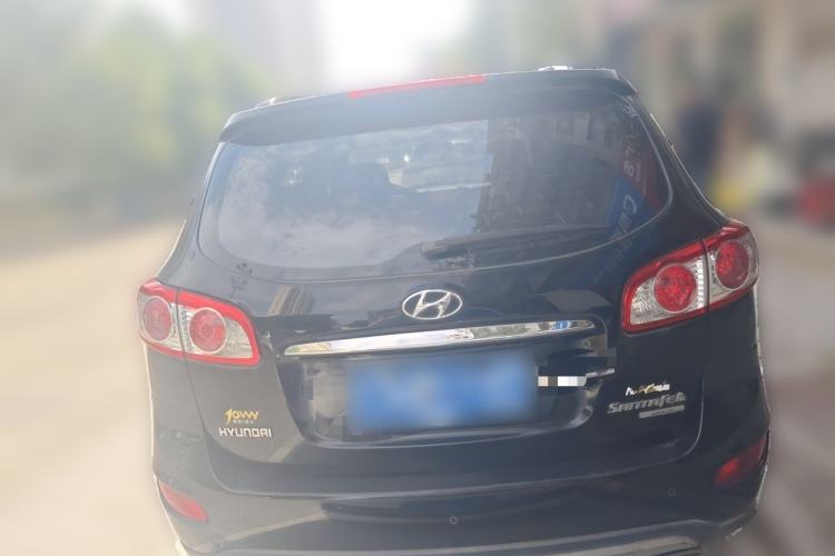 Used Hyundai Santa Fe Classic 2012 2.4 Ultimate Edition 7-Seater Four-Wheel Drive Rear