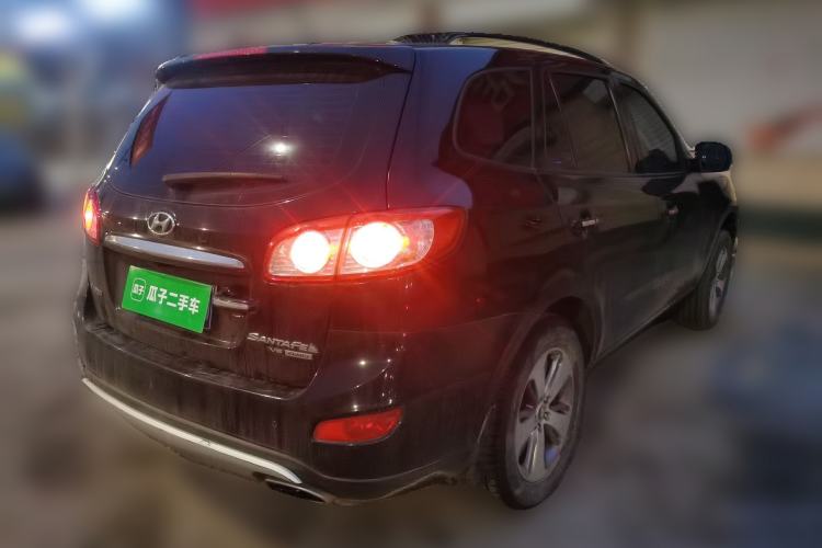Used Hyundai Santa Fe Classic 2012 2.4 Comfort Edition 7-Seater Four-Wheel Drive Rear Right 45 Deg