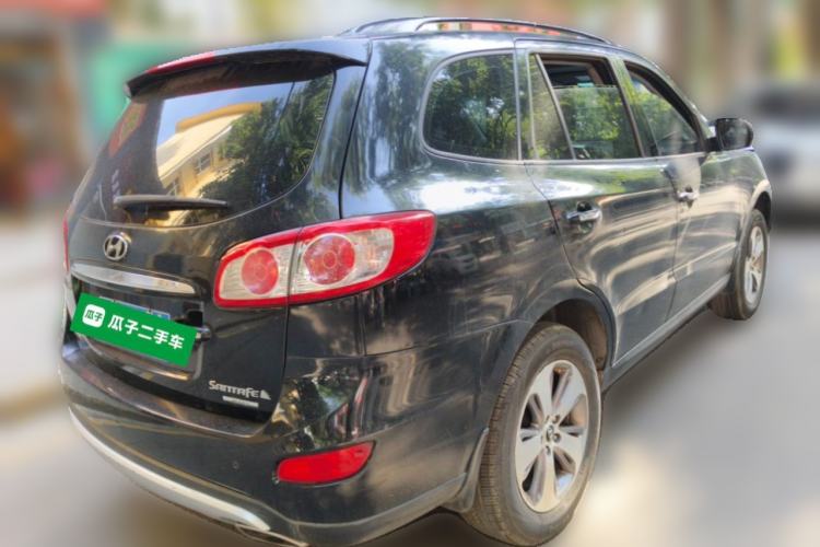 Used Hyundai Santa Fe Classic 2012 2.4 Comfort Edition 7-Seater Four-Wheel Drive Rear Right 45 Deg
