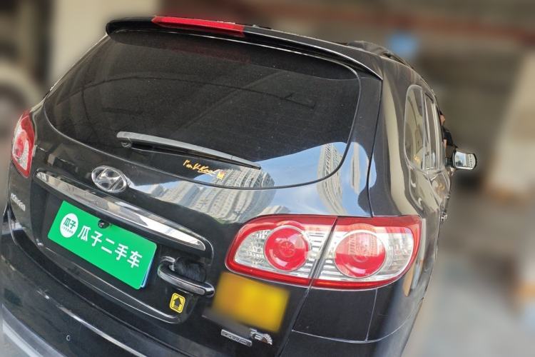 Used Hyundai Santa Fe Classic 2012 2.4 Luxury Edition 7-Seater Four-Wheel Drive Rear Right 45 Deg
