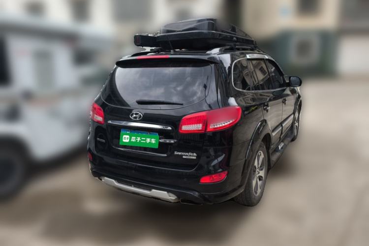 Used Hyundai Santa Fe Classic 2012 2.4 Ultimate Edition 7-Seater Four-Wheel Drive Rear Right 45 Deg