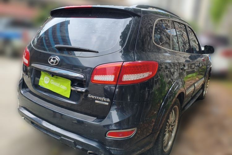 Used Hyundai Santa Fe Classic 2012 2.4 Ultimate Edition 7-Seater Four-Wheel Drive Rear Right 45 Deg