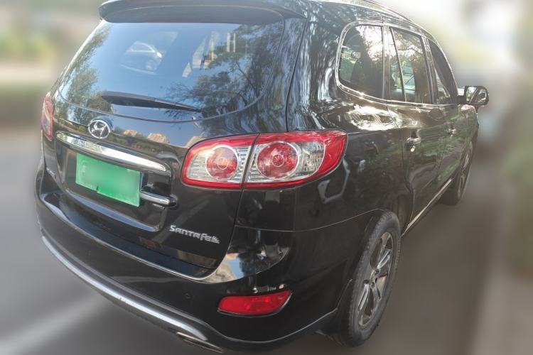 Used Hyundai Santa Fe Classic 2012 2.4 Comfort Edition 5-Seater Two-Wheel Drive Rear Right 45 Deg