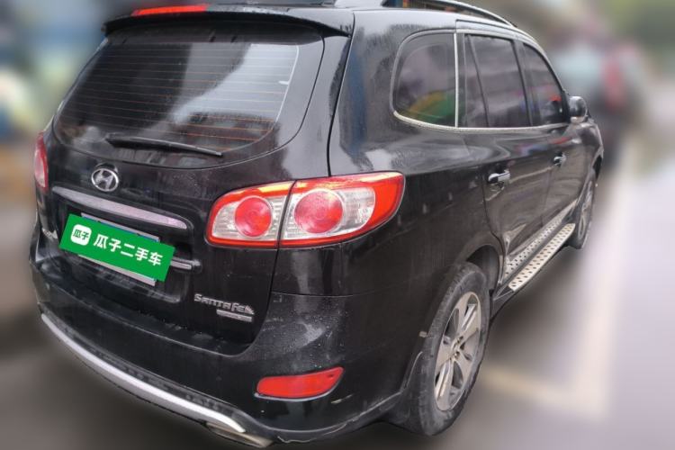 Used Hyundai Santa Fe Classic 2012 2.4 Luxury Edition 7-Seater Four-Wheel Drive Rear Right 45 Deg