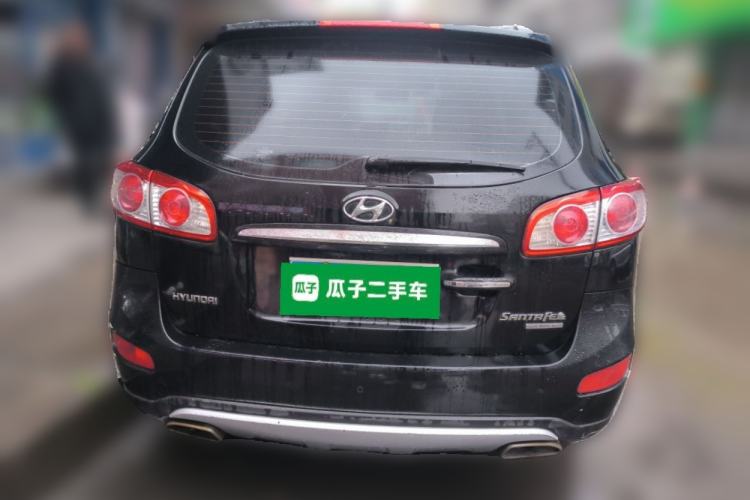 Used Hyundai Santa Fe Classic 2012 2.4 Luxury Edition 7-Seater Four-Wheel Drive Rear