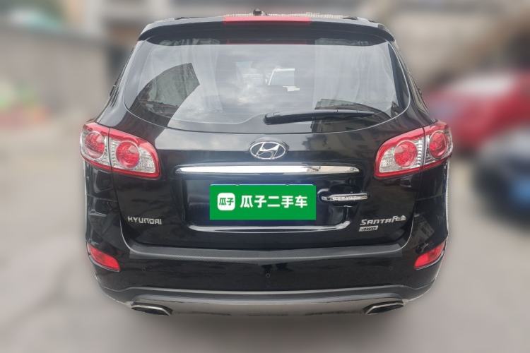 Used Hyundai Santa Fe Classic 2012 2.4 Comfort Edition 7-Seater Four-Wheel Drive Rear