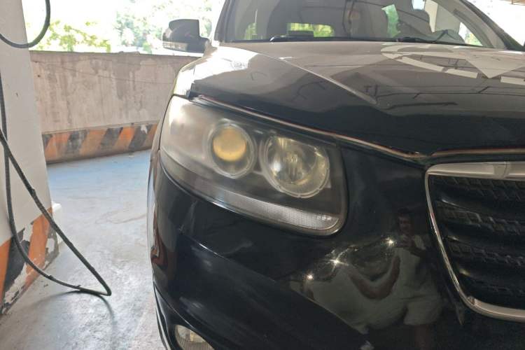 Used Hyundai Santa Fe Classic 2012 2.4 Luxury Edition 7-Seater Four-Wheel Drive Right Front Headlight