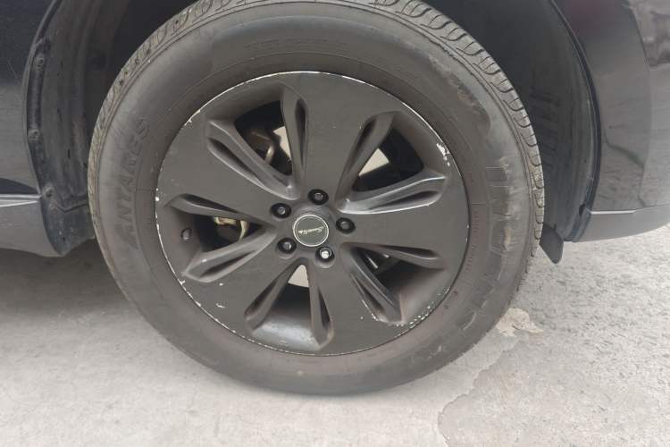 Used Hyundai Santa Fe Classic 2012 2.4 Comfort Edition 7-Seater Four-Wheel Drive Right Front Wheel Hub