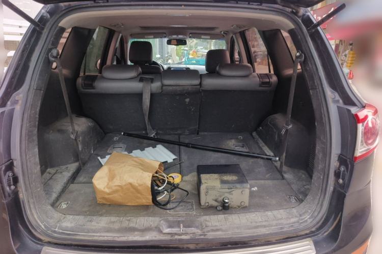 Used Hyundai Santa Fe Classic 2012 2.4 Comfort Edition 7-Seater Four-Wheel Drive Trunk