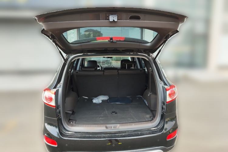 Used Hyundai Santa Fe Classic 2012 2.4 Ultimate Edition 7-Seater Four-Wheel Drive Trunk