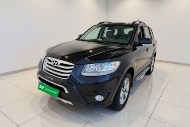 Hyundai Santa Fe Classic 2012 2.4 Comfort Edition 7-Seater Four-Wheel Drive usado