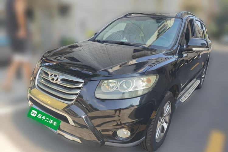 Ojetý Hyundai Santa Fe Classic 2012 2.4 Comfort Edition 7-Seater Four-Wheel Drive Guazi used car, China used car export, Used car for sale, Used  cars, Cheapest cars for sale
