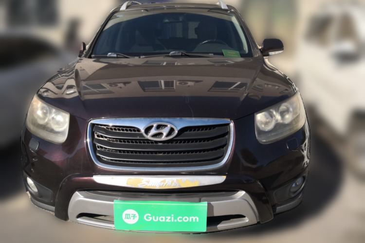 Used Hyundai Santa Fe Classic 2012 2.4 Ultimate Edition 7-Seater Four-Wheel Drive Front