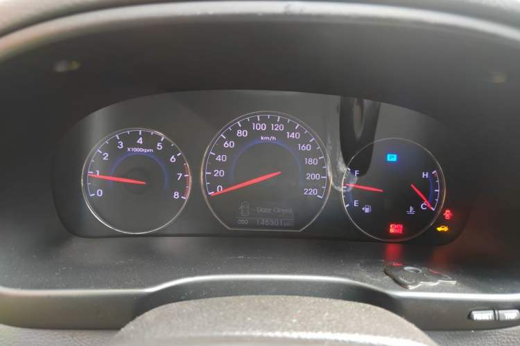Used Hyundai Santa Fe Classic 2012 2.4 Comfort Edition 7-Seater Four-Wheel Drive Instrument Cluster