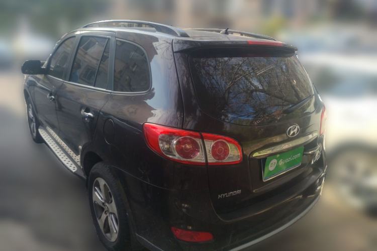 Used Hyundai Santa Fe Classic 2012 2.4 Luxury Edition 7-Seater Four-Wheel Drive Rear Left 45 Deg