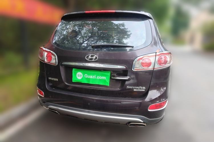 Used Hyundai Santa Fe Classic 2012 2.4 Comfort Edition 7-Seater Four-Wheel Drive Rear