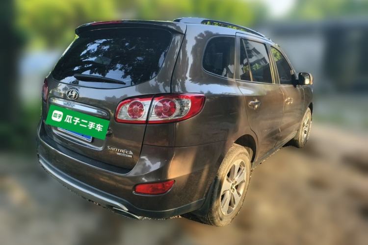 Used Hyundai Santa Fe Classic 2012 2.4 Luxury Edition 7-Seater Four-Wheel Drive Rear Right 45 Deg