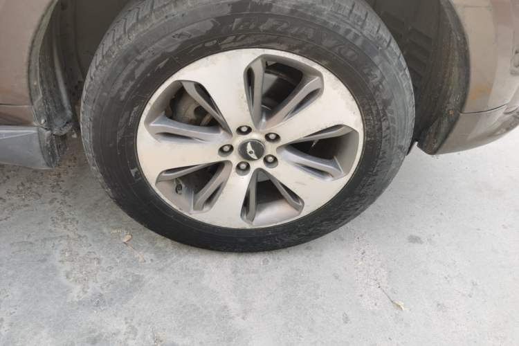Used Hyundai Santa Fe Classic 2012 2.4 Comfort Edition 7-Seater Four-Wheel Drive Right Front Wheel Hub
