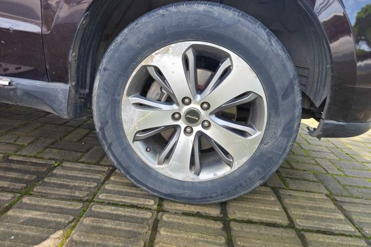 Used Hyundai Santa Fe Classic 2012 2.4 Comfort Edition 7-Seater Four-Wheel Drive Right Front Wheel Hub