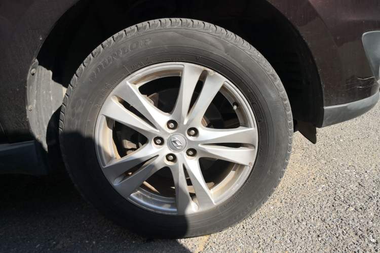 Used Hyundai Santa Fe Classic 2012 2.4 Ultimate Edition 7-Seater Four-Wheel Drive Right Front Wheel Hub