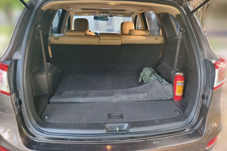 Used Hyundai Santa Fe Classic 2012 2.4 Luxury Edition 7-Seater Four-Wheel Drive Trunk