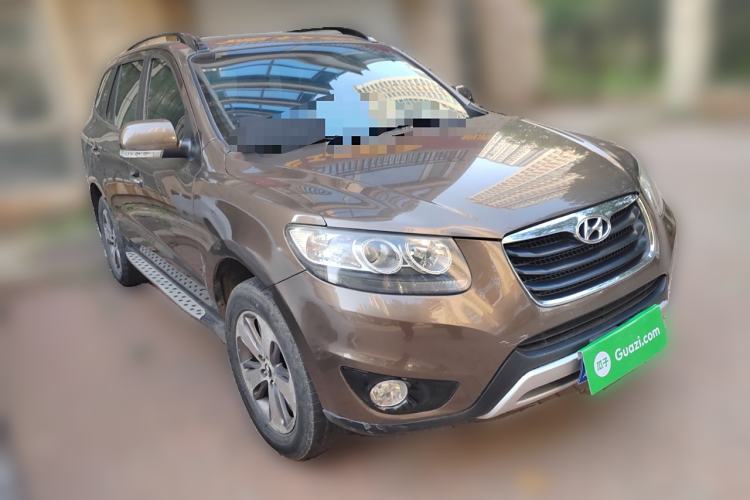 Used Hyundai Santa Fe Classic 2012 2.4 Comfort Edition 7-Seater Four-Wheel Drive Front Right 45 Deg