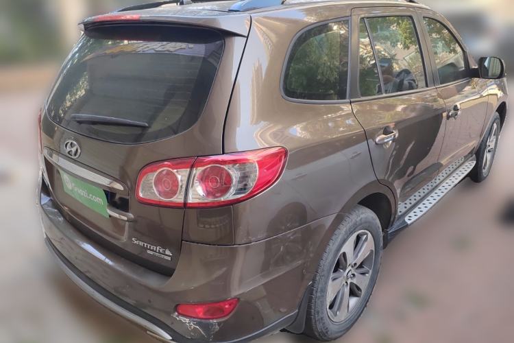 Used Hyundai Santa Fe Classic 2012 2.4 Comfort Edition 7-Seater Four-Wheel Drive Rear Right 45 Deg