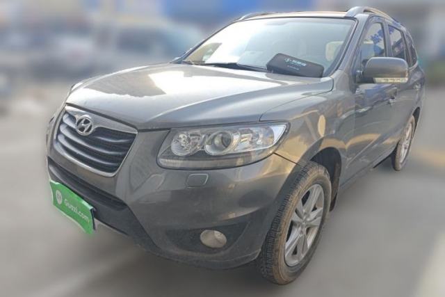 Used Hyundai Santa Fe Classic 2012 2.4 Comfort Edition 7-Seater Four-Wheel Drive