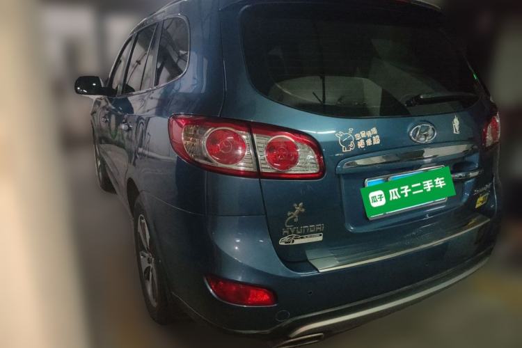 Used Hyundai Santa Fe Classic 2012 2.4 Ultimate Edition 7-Seater Four-Wheel Drive Rear Left 45 Deg