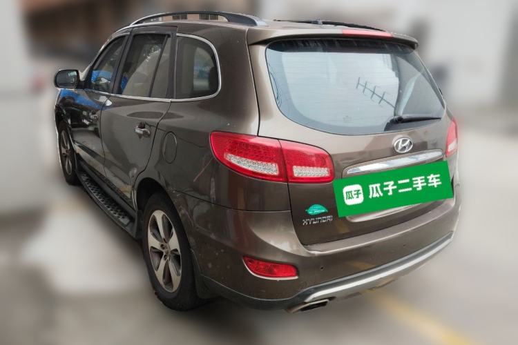 Used Hyundai Santa Fe Classic 2012 2.4 Luxury Edition 7-Seater Four-Wheel Drive Rear Left 45 Deg
