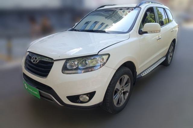 Used Hyundai Santa Fe Classic 2012 2.4 Comfort Edition 7-Seater Four-Wheel Drive