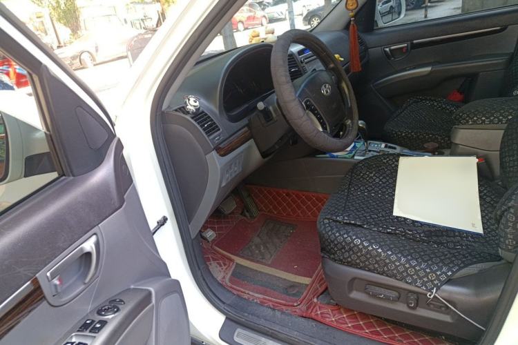 Used Hyundai Santa Fe Classic 2012 2.4 Comfort Edition 7-Seater Four-Wheel Drive Driver Seat