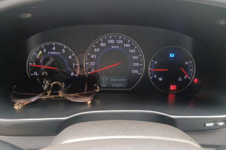 Used Hyundai Santa Fe Classic 2012 2.4 Ultimate Edition 7-Seater Four-Wheel Drive Instrument Cluster