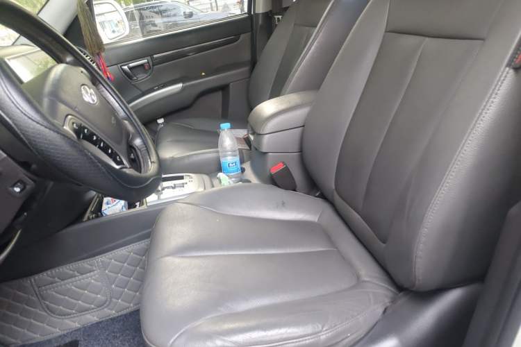 Used Hyundai Santa Fe Classic 2012 2.4 Ultimate Edition 7-Seater Four-Wheel Drive Left Front Seat