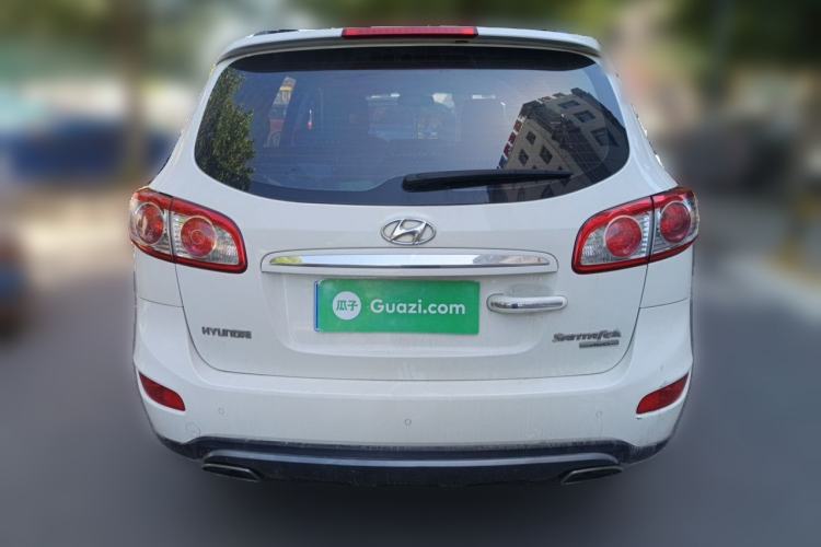 Used Hyundai Santa Fe Classic 2012 2.4 Comfort Edition 7-Seater Four-Wheel Drive Rear